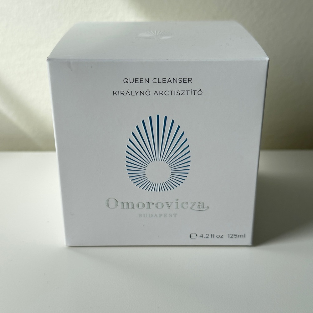 New! Omorovicza Queen Cleanser